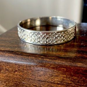 Coach Bangled  silver Braclet